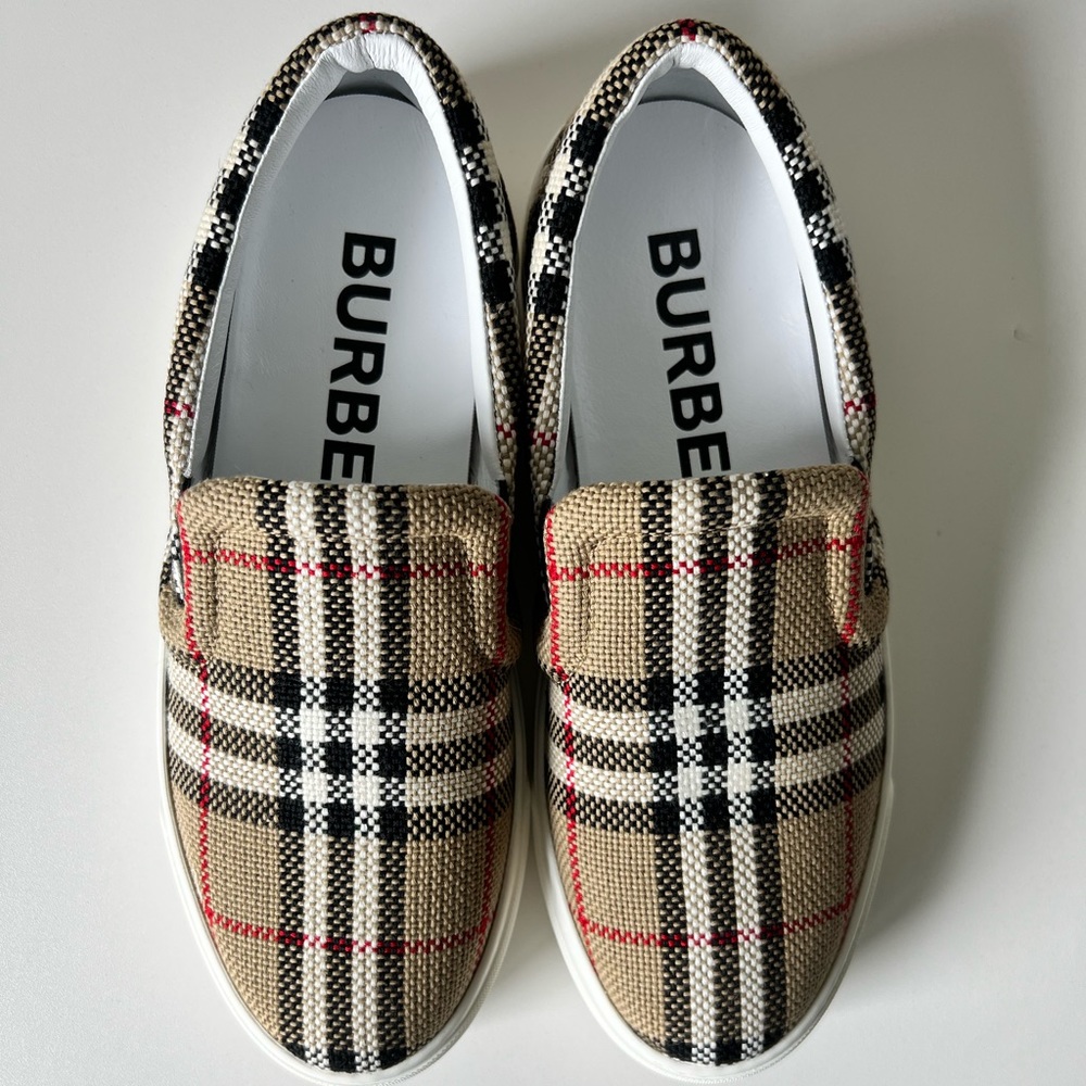 Burberry Check Latticed Cotton Espadrilles - Picture 8 of 17